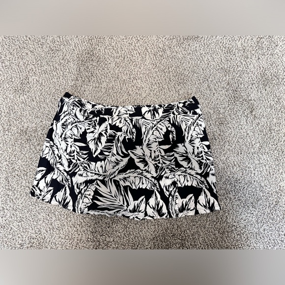 Catalina Women's Skirted Swimsuit Skirt Bottom black and white side split M 3431 - Picture 3 of 12